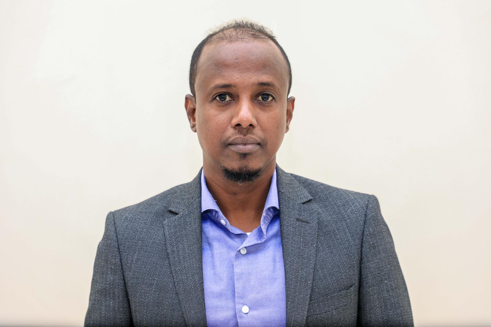 Ismail M  Ismail SOMBANK